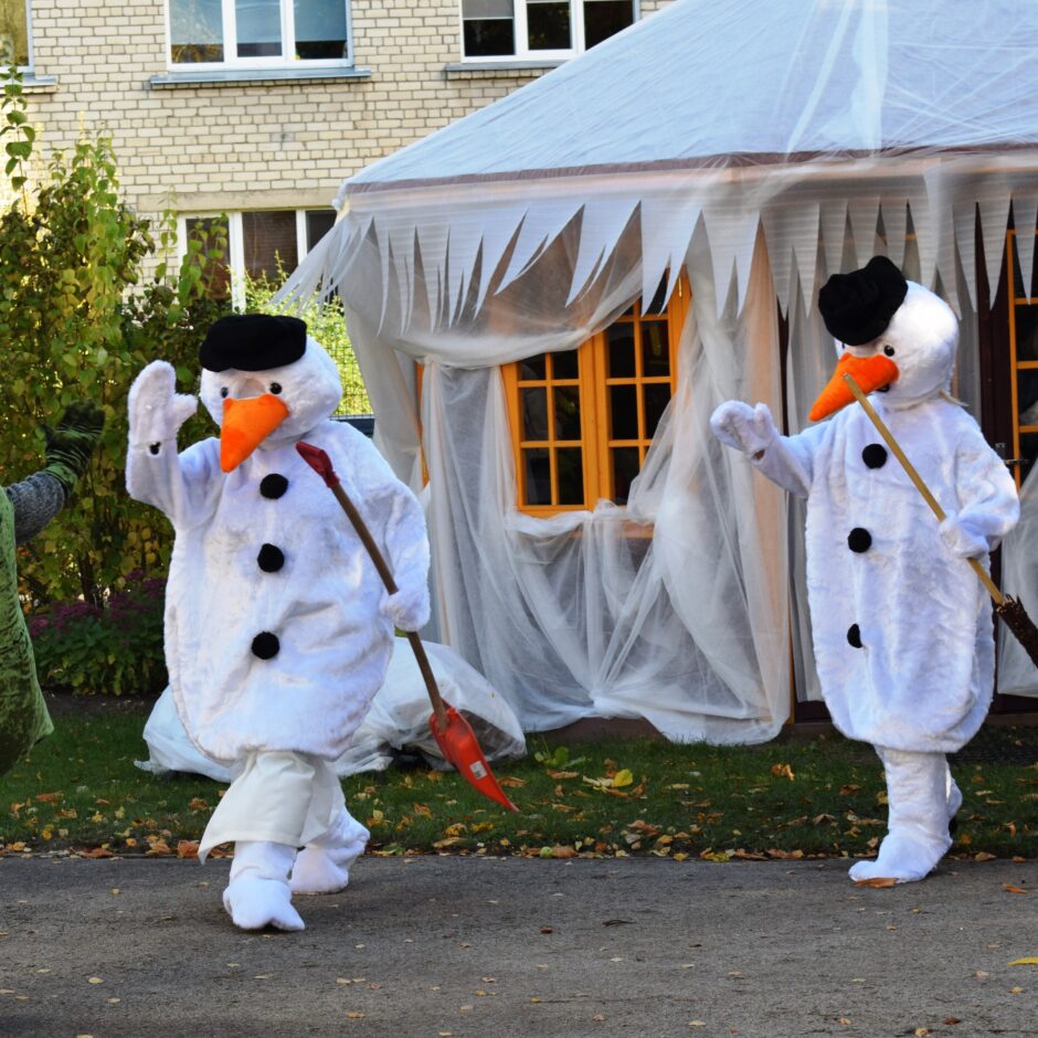 13.gr. bērnu priekšnesums 