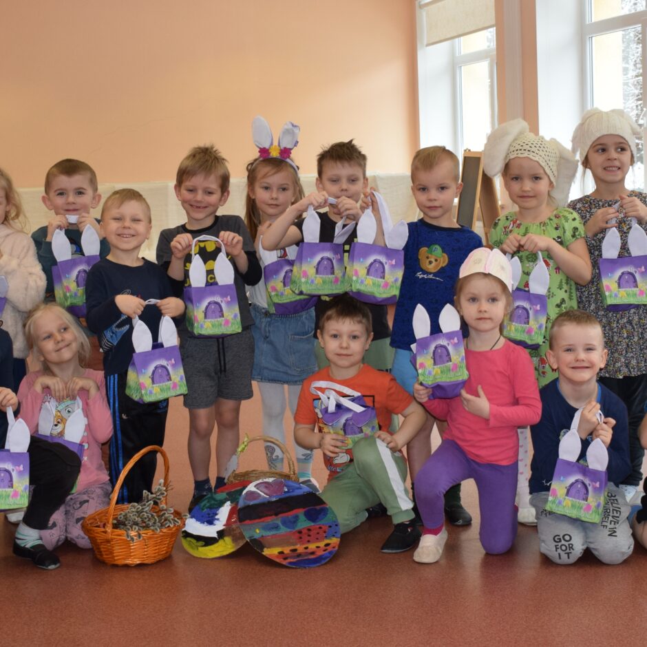 4. gr. bērnu kopbilde.