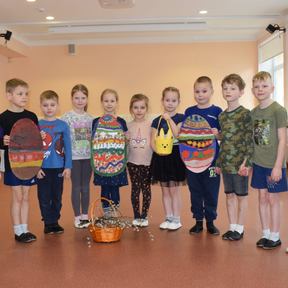 10. gr. bērnu kopbilde.